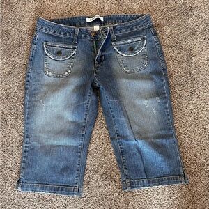 Cropped Aeropostale Jeans, Size 11/12